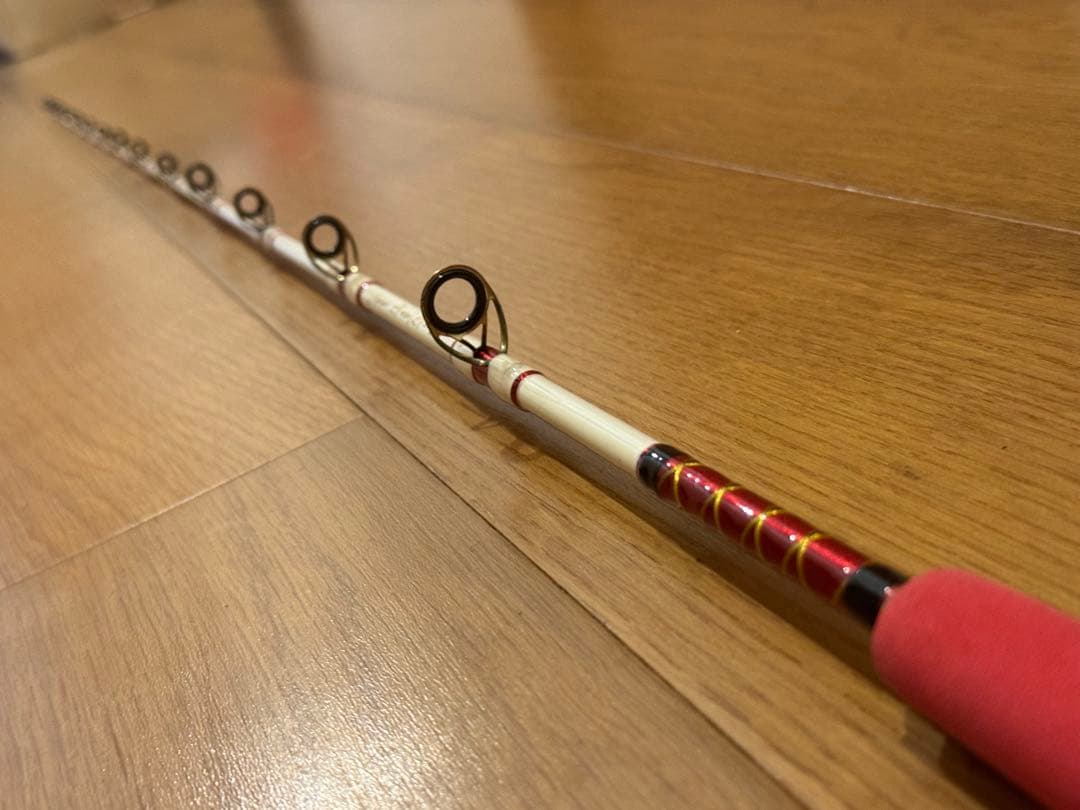 特注ルアーロッド 赤グリップ【釣竿】