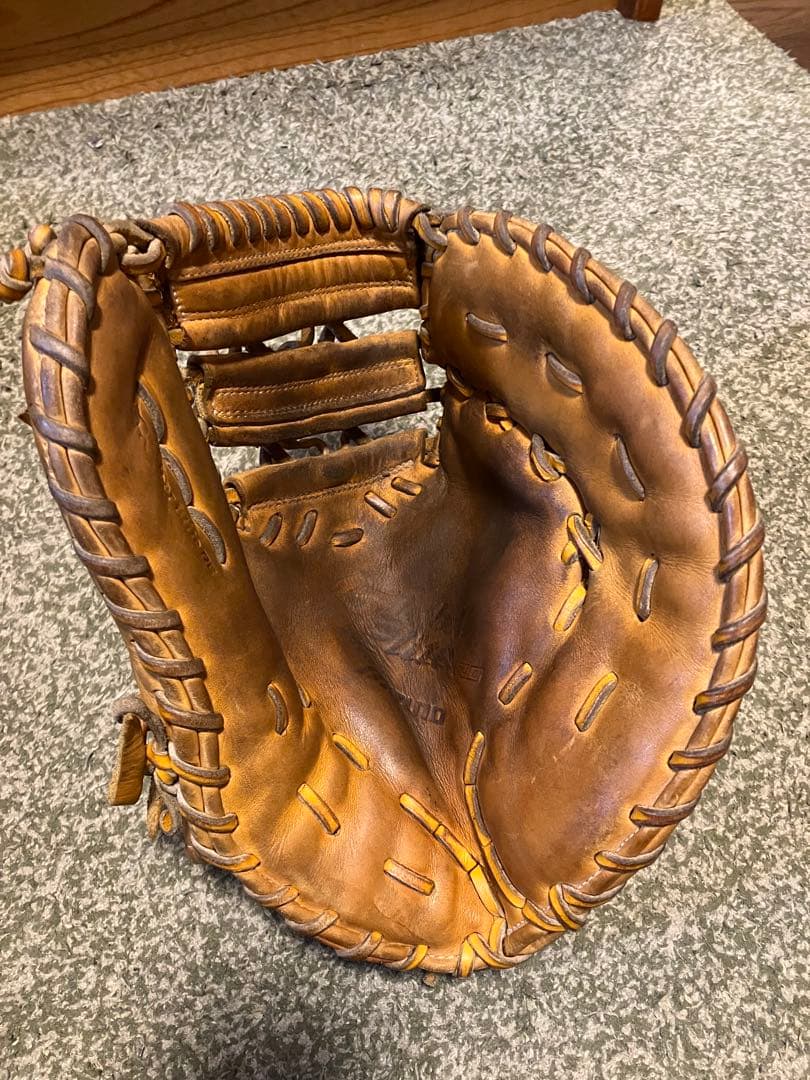 Mizuno Global Elite 軟式グローブ ファーストミット