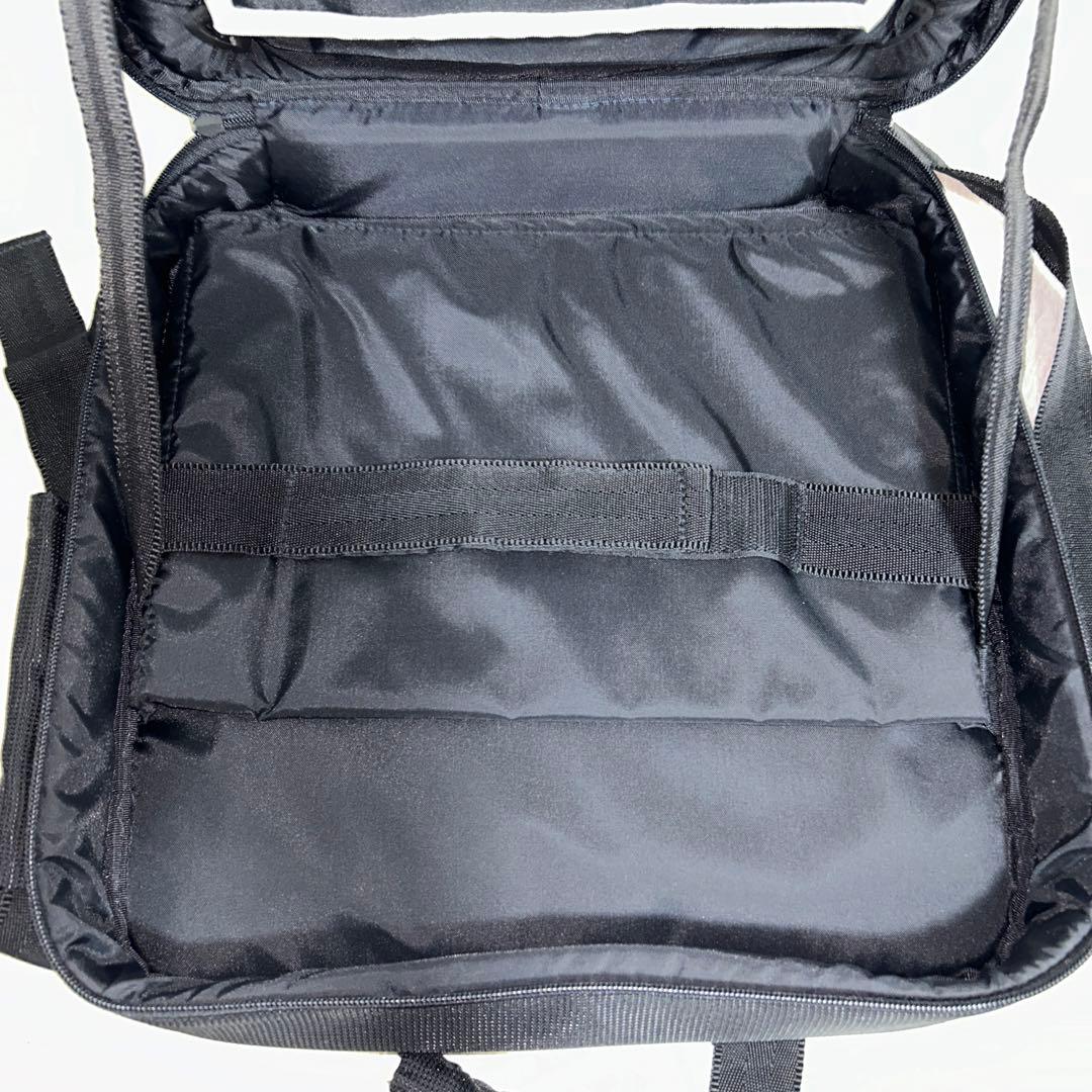 BOBLBEE ボブルビー スクエアバッグ　美品