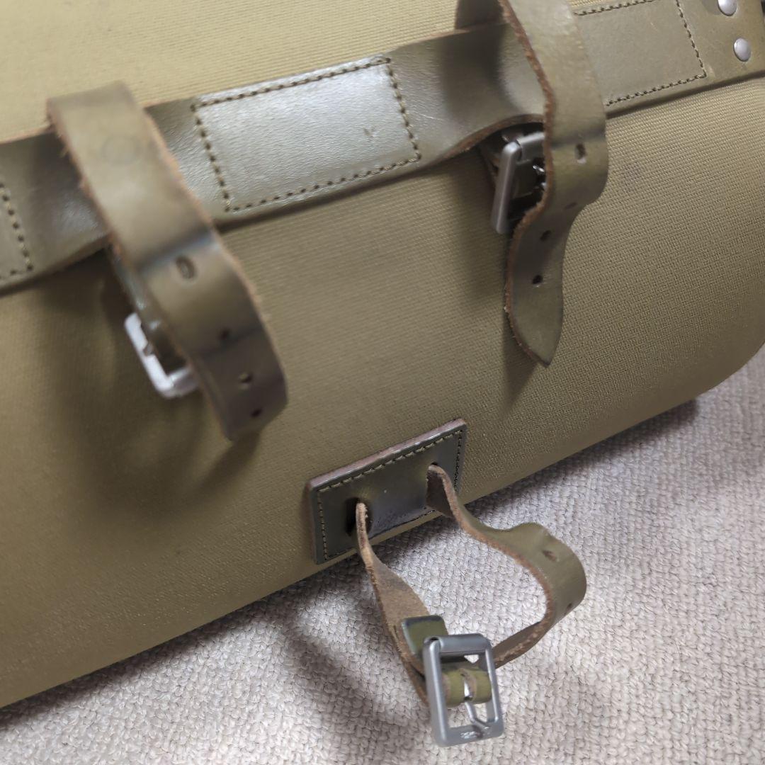 BROOKSのサドルバッグ