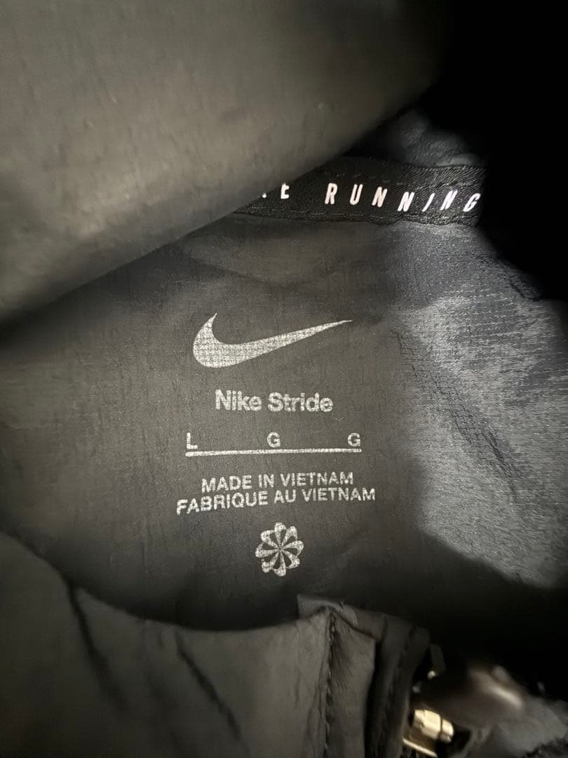 NIKE ランニングジャケット Lサイズ