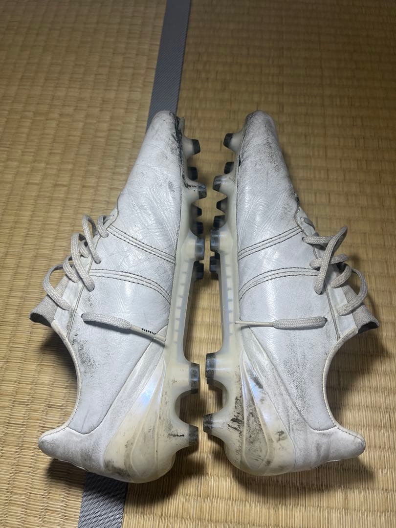 サッカー　スパイク　キング
