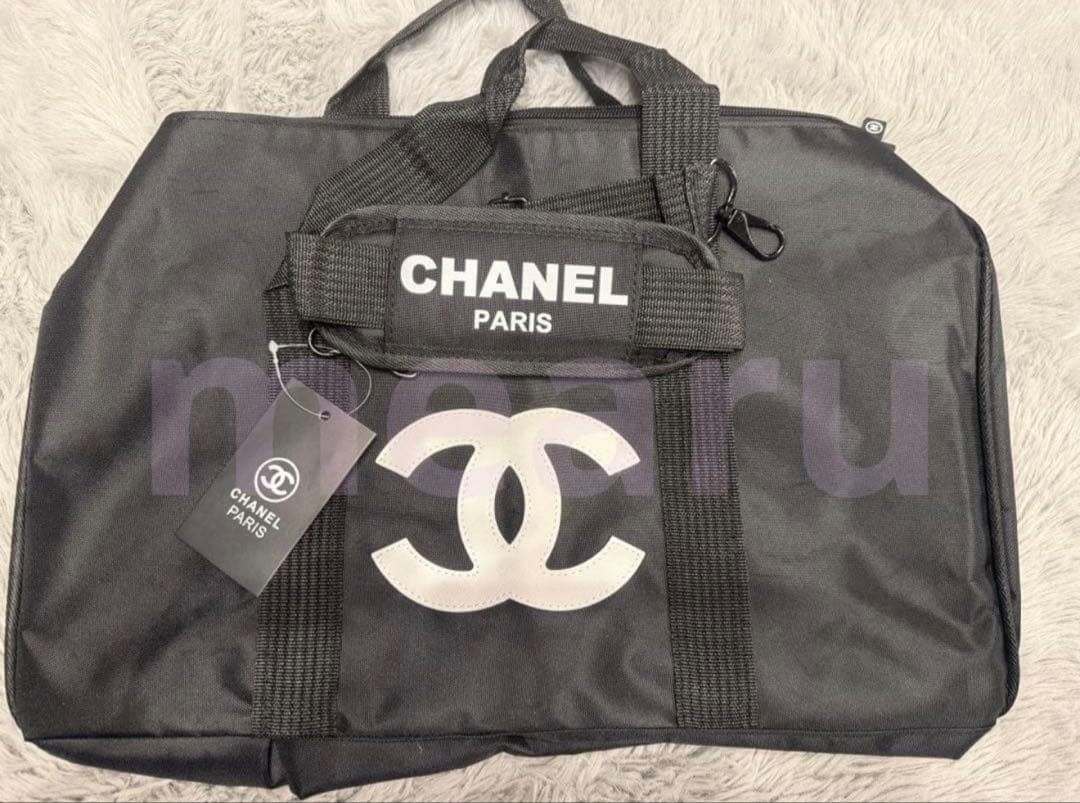 CHANEL ノベルティ　ボストンバック　ブラック×ホワイト海外VIP 顧客限定