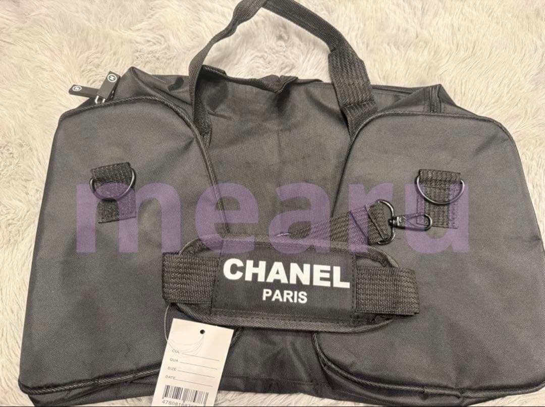 CHANEL ノベルティ　ボストンバック　ブラック×ホワイト海外VIP 顧客限定