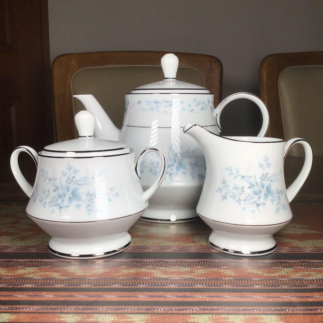 『発見うー特価』　Noritake 『CAROLYN』　パーティセット　40点