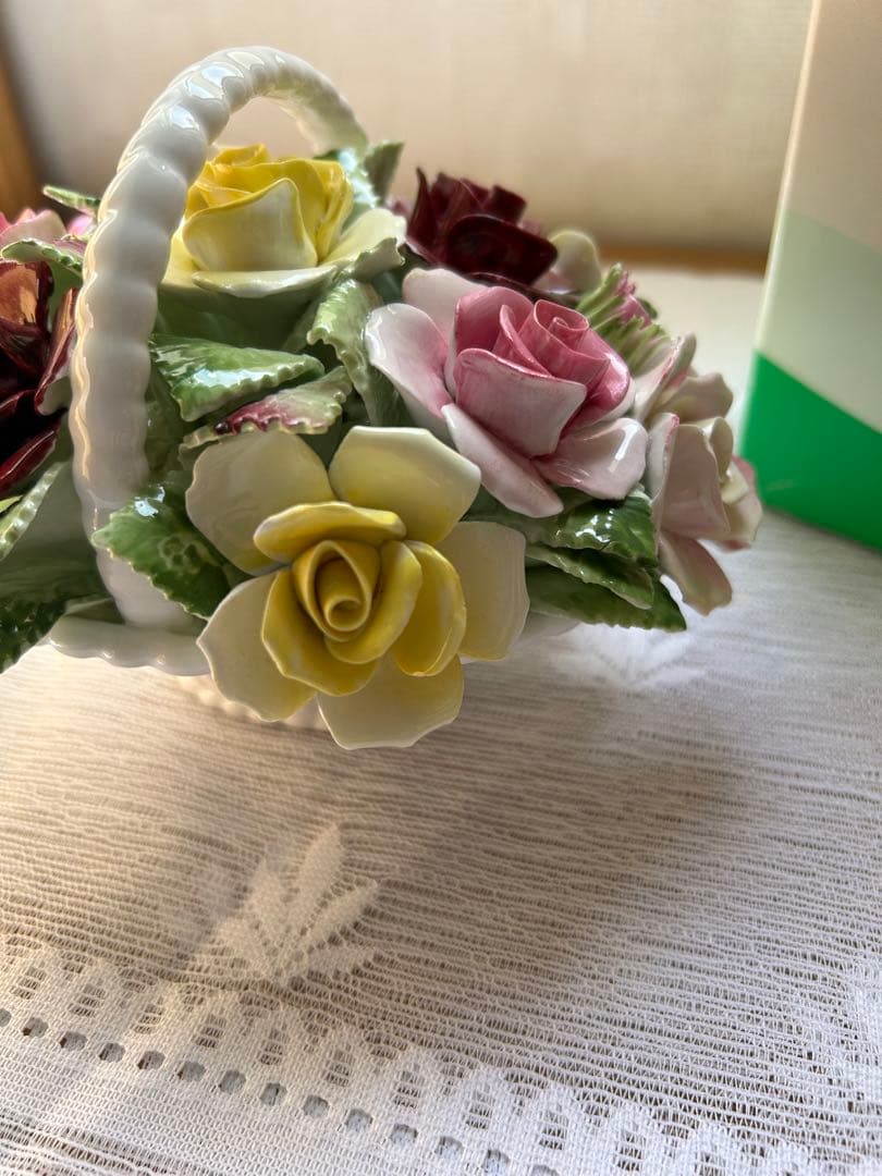 新品⭐︎ロイヤルドルトン バラの陶花 バスケット 花かご