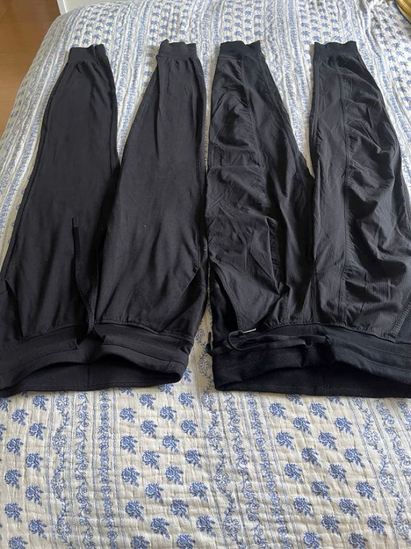 値下！lululemon ルルレモン　ブラックジョガーパンツ（サイズ測定あり）