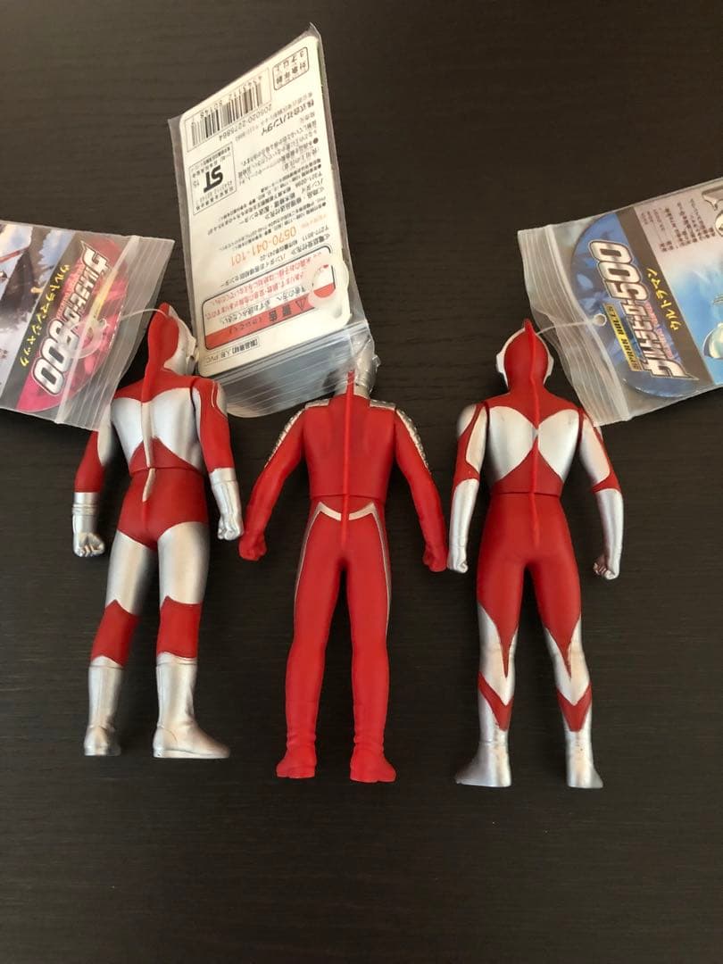 ウルトラヒーロー500 ソフビ9体&ブラザーズマント、キンガスパークセット