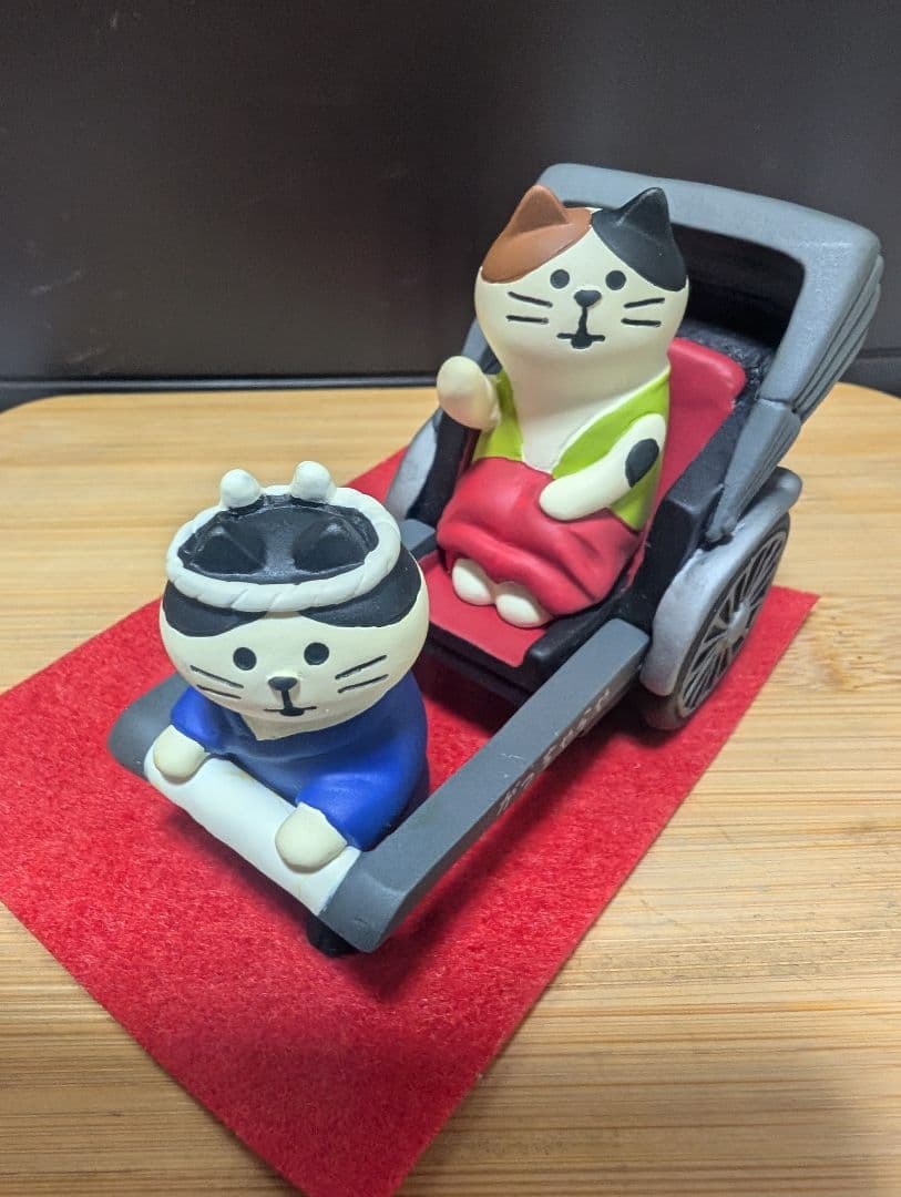 コンコンブル　人力車猫