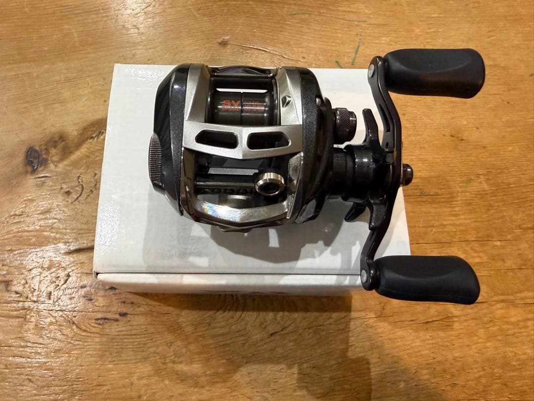 リール Daiwa ALPHAS SV 105L