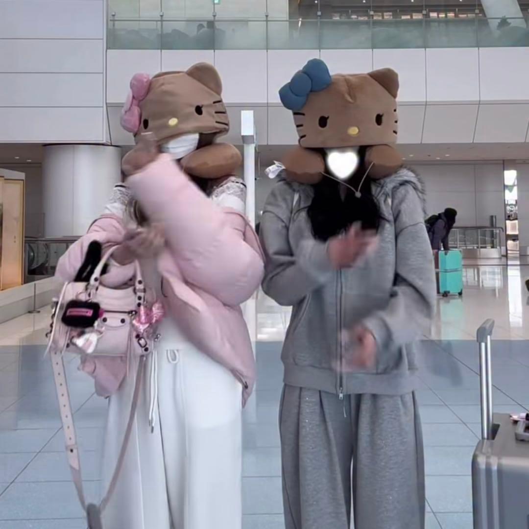 K様　2点分　キティ　枕　キティーちゃん　ピロー　ネックピロー　キティちゃん
