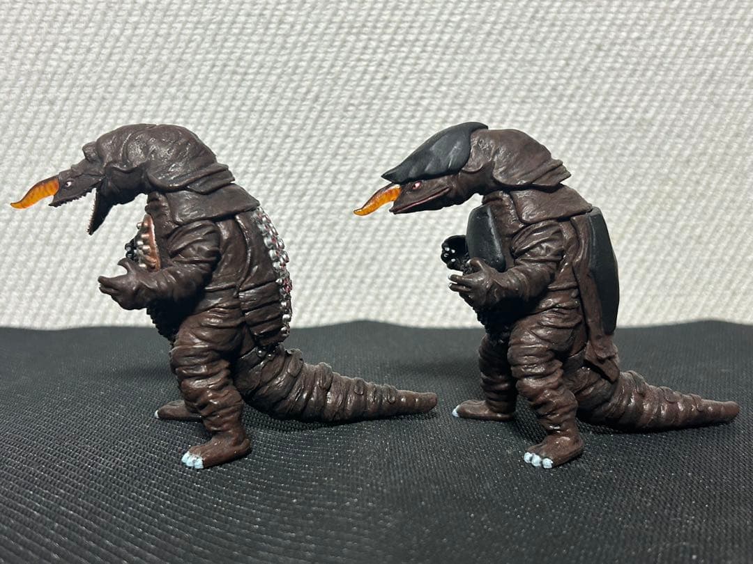 DGウルトラマン　怪獣ザラガス　AB 2種類