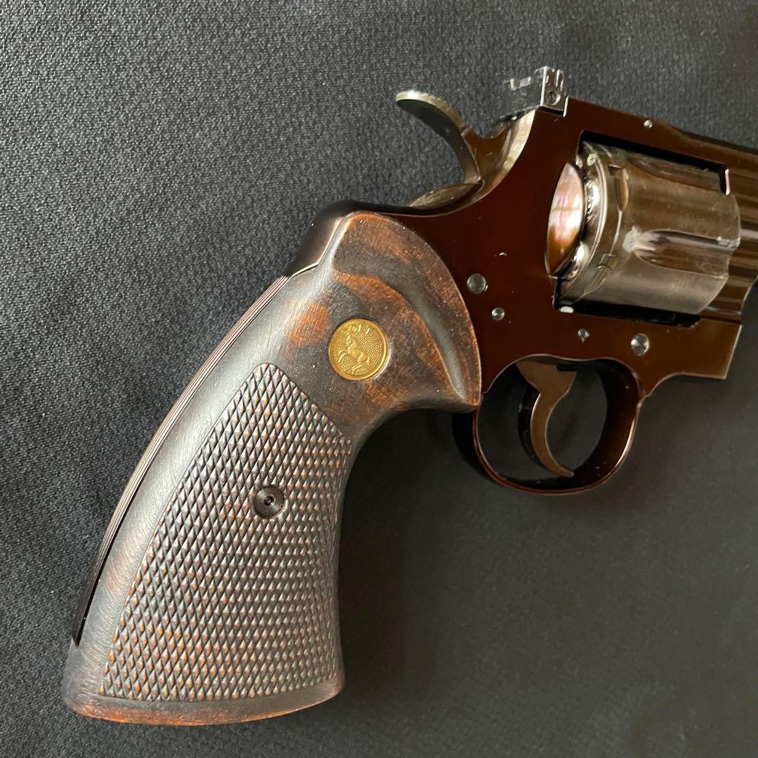コルトパイソン【COLT PYTHON 】.357 リボルバー