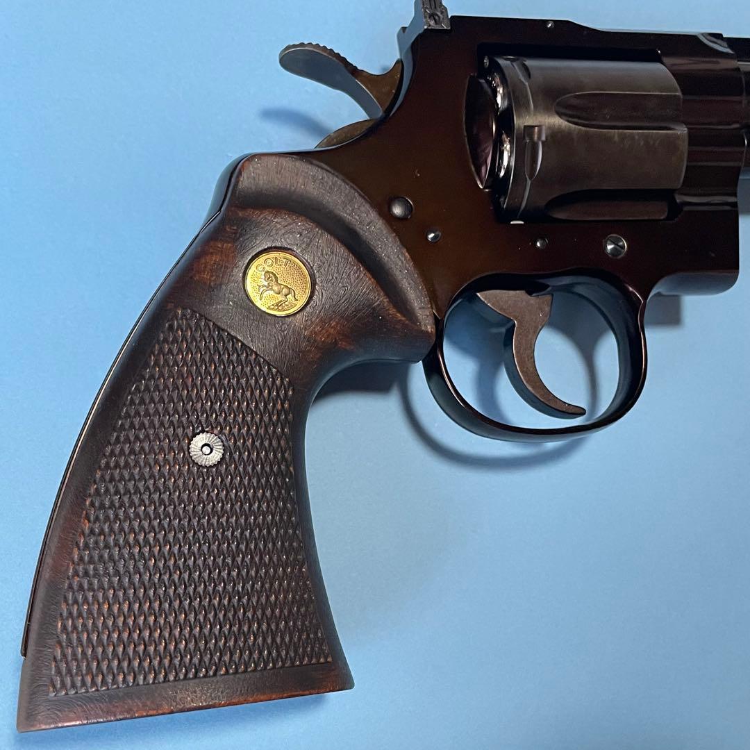 コルトパイソン【COLT PYTHON 】.357 リボルバー