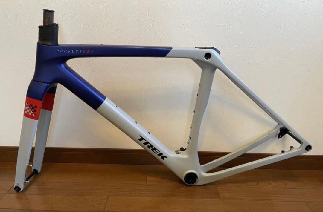 TREK チェックメイト　SLR M P1 2025年　中古　グラベルロード