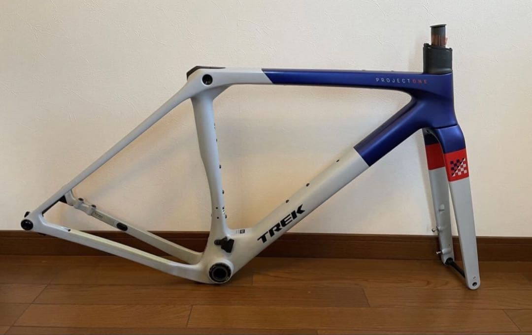 TREK チェックメイト　SLR M P1 2025年　中古　グラベルロード