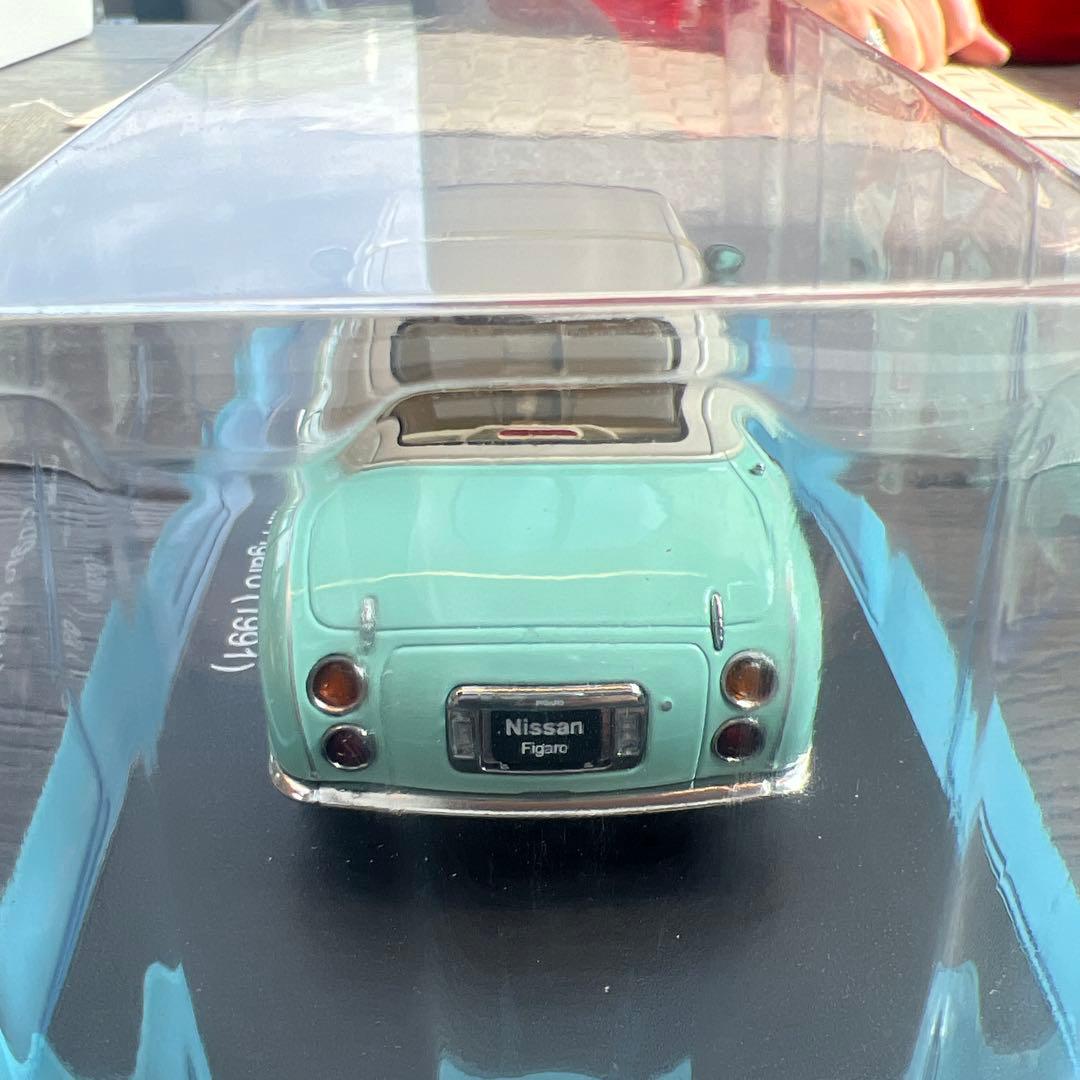 ⑤Nissan Figaro (1991) ミニカー 1/24 スケール
