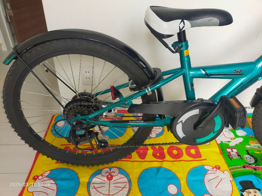 6段ギア付き 22インチ 子供用自転車 ターコイズ