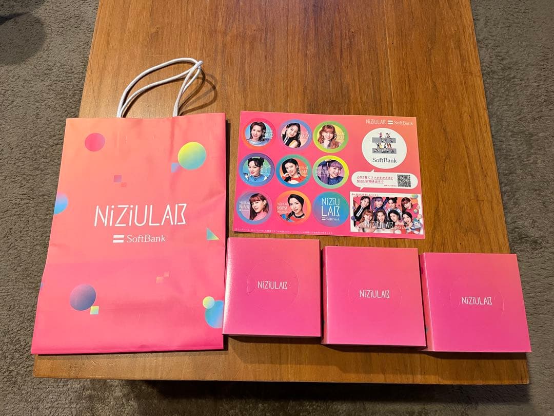 NiziUグッズ