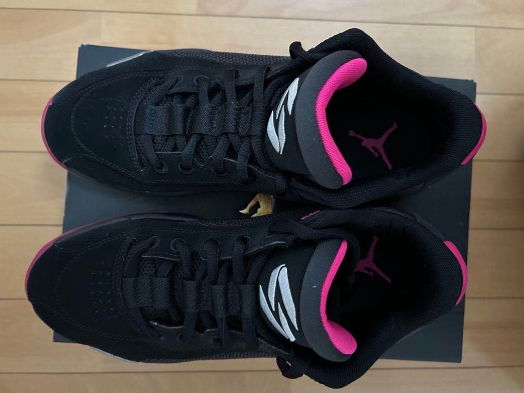 ルカ77 LUKA77 Jordan バスケットボールシューズ 黒　ピンク