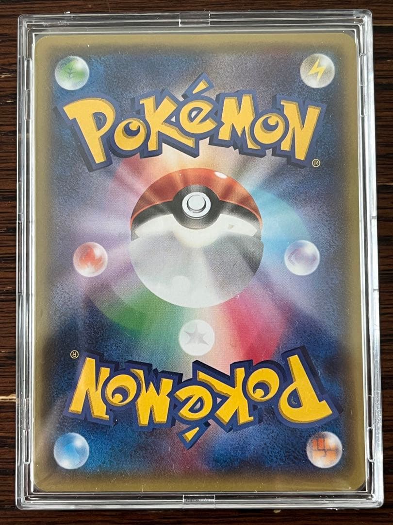 あったかピカチュウ：ユニクロ：KポケモンヒートテッククルーネックＴ PROMO