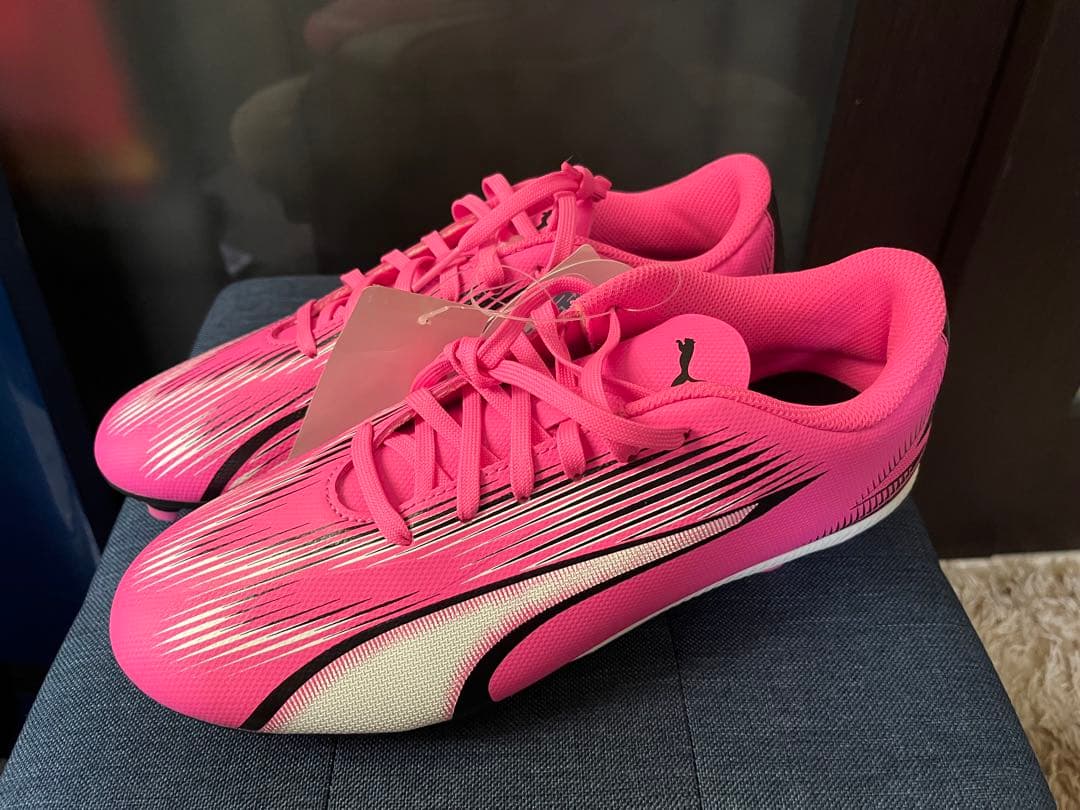 ☆新品☆ 未使用 PUMA サッカースパイク ウルトラ プレイ 24cm