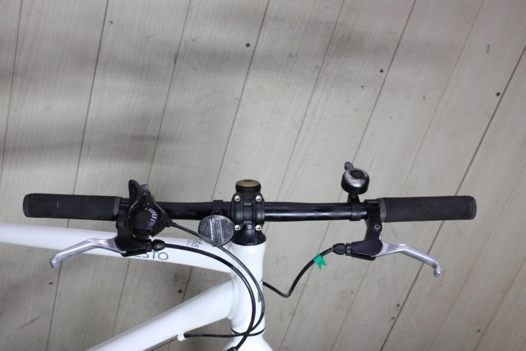 NESTO(ネスト) VACANZE 700C シマノ7速 440mm 白クロス
