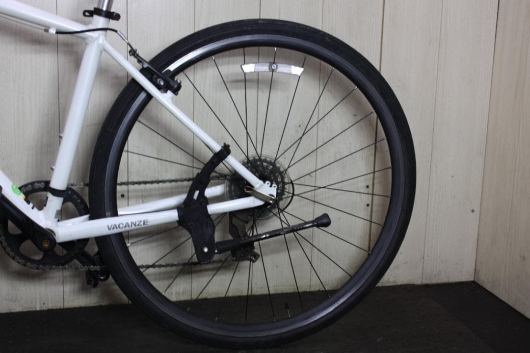 NESTO(ネスト) VACANZE 700C シマノ7速 440mm 白クロス