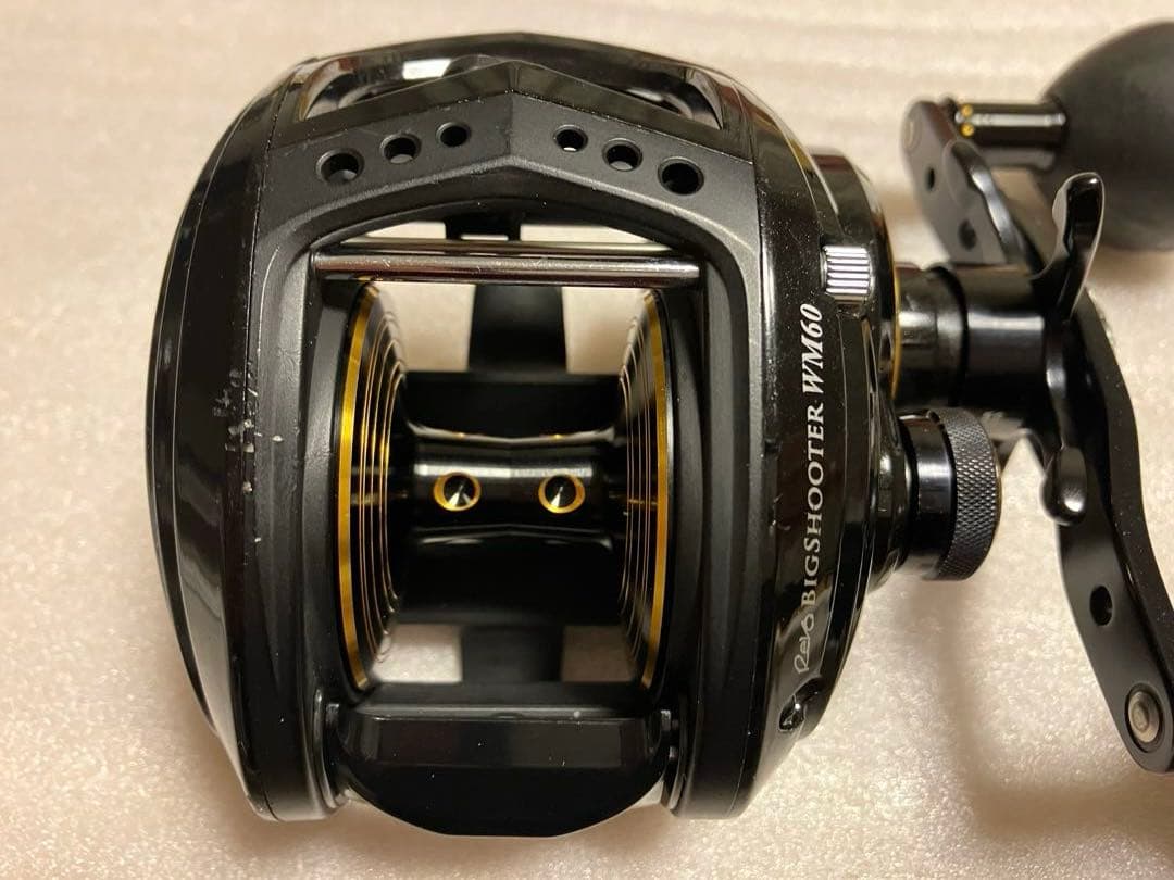 アブガルシア　Revoビッグシューター WM60 右巻き