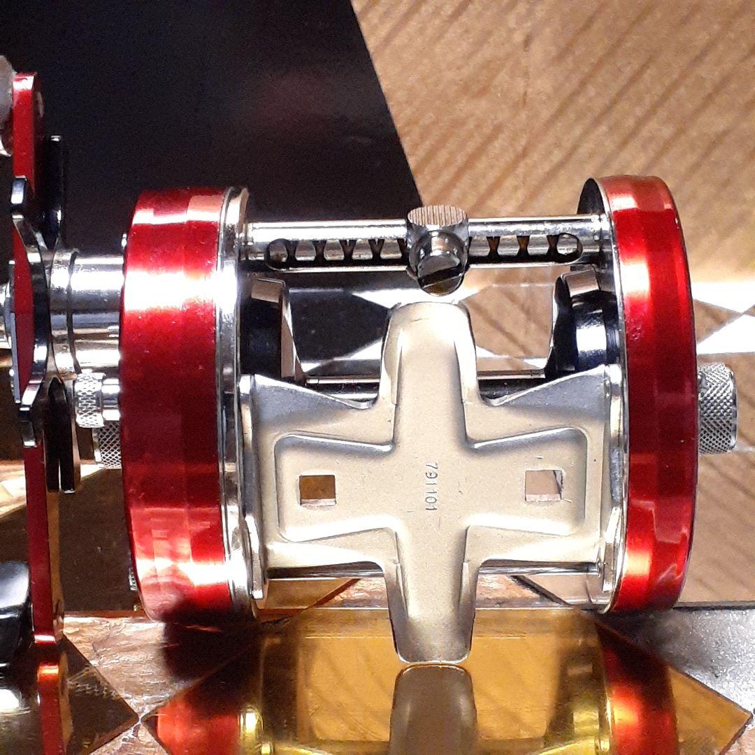アブガルシア ABU アンバサダー7000 オールドリール ベイトリール 極美品