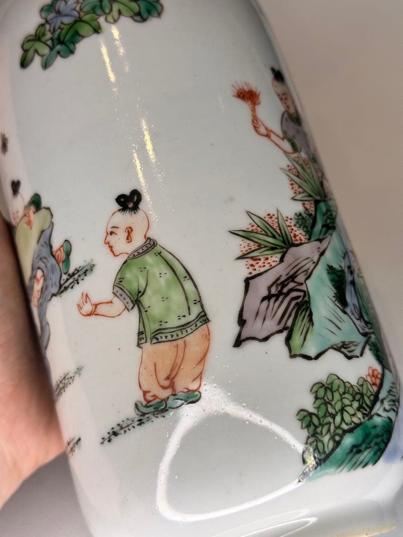 康熙葉子款 底部款識 人物童子戯図 彩絵 花瓶 中国古美術 时代物