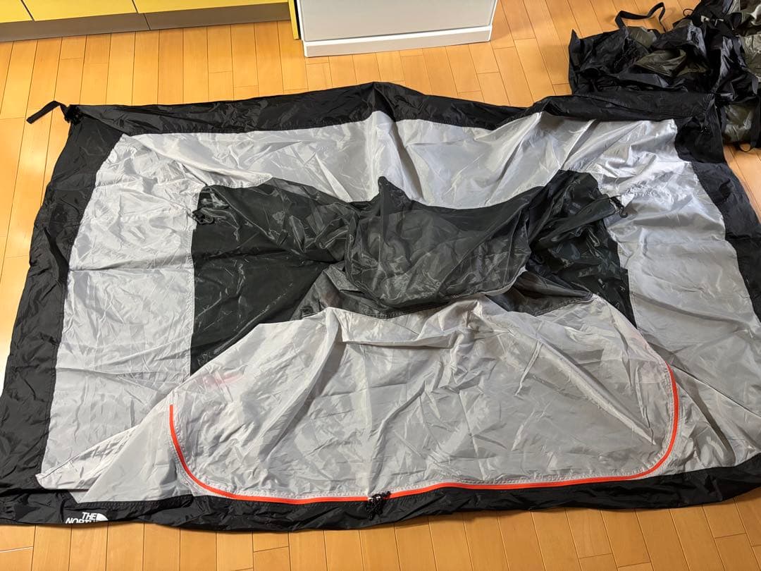 THE NORTH FACE EVACARGO 2　FOOTPRINT付