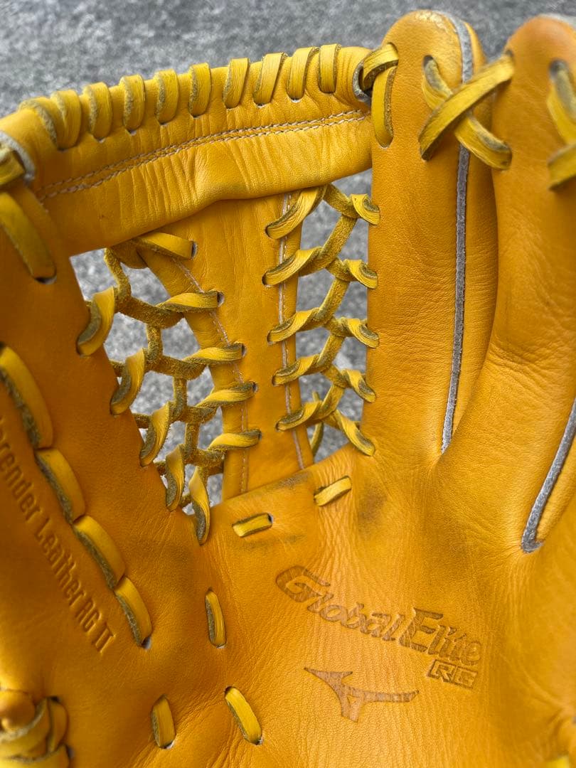 ミズノ　グローバルエリートＲＧ 軟式グローブ イエロー　少年野球　高学年