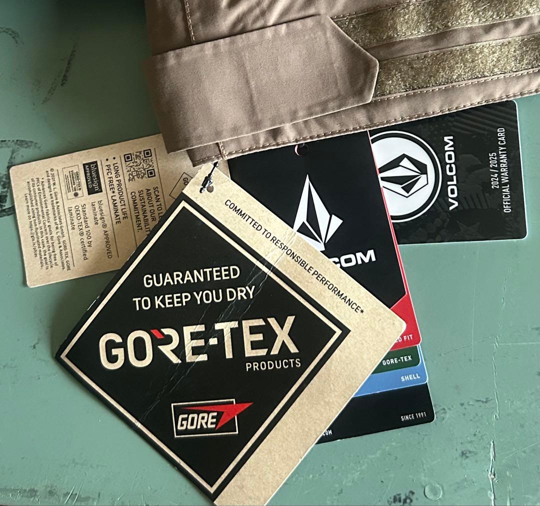 VOLCOMボルコム　L GORE-TEX JACKETスノーボードウェア