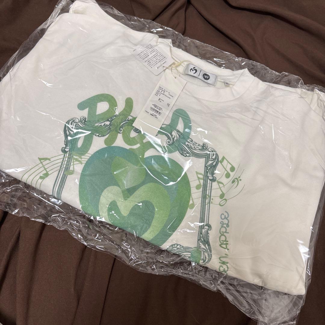 Mrs. GREEN APPLE andSTコラボスウェット オーバーサイズ