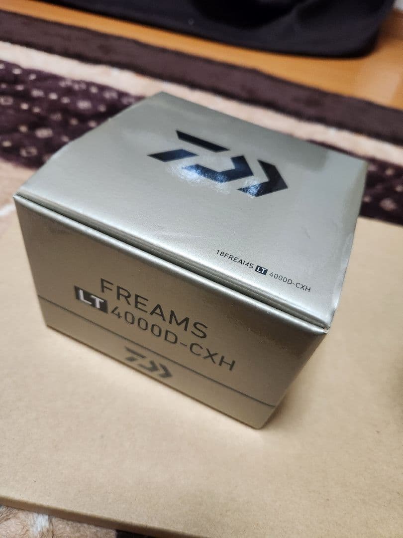 DAIWA FREAMS LT4000D-CXH リール