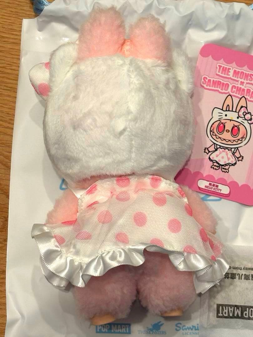 【新品未使用】【正規品】ラブブ × サンリオ ハローキティ