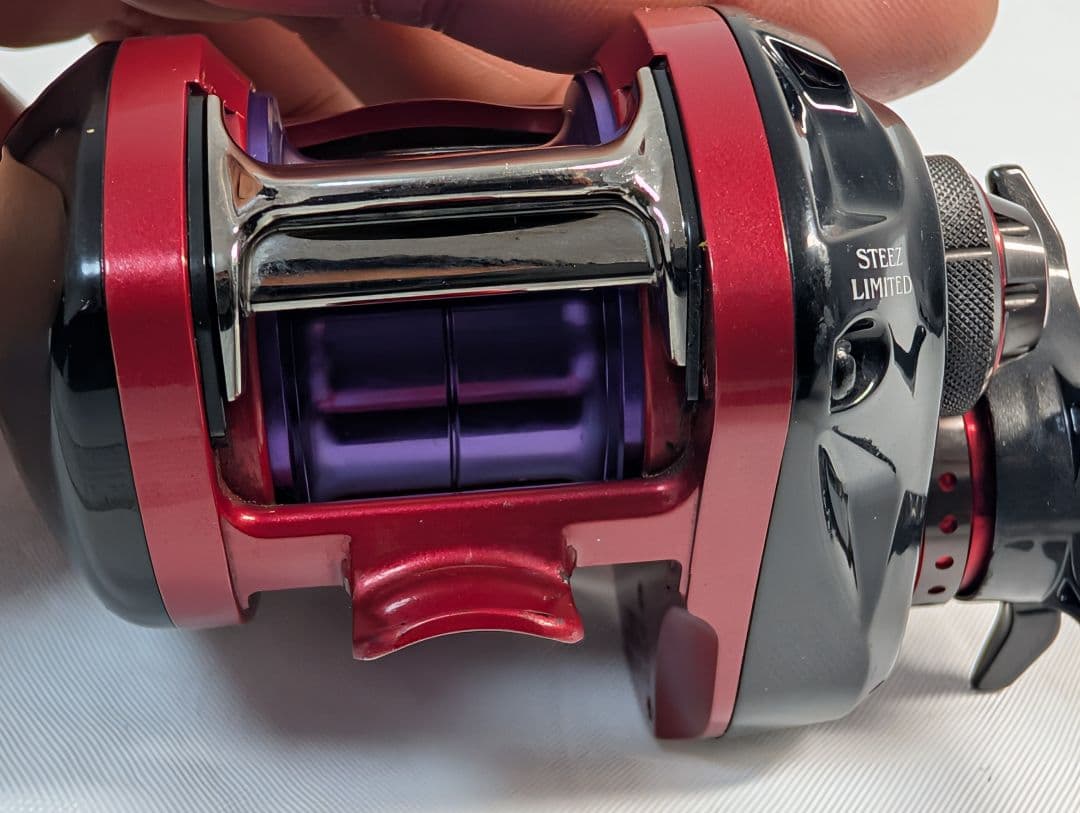 ハンドル無し　管95IP ダイワ スティーズリミテッド SV103H-TN 右巻