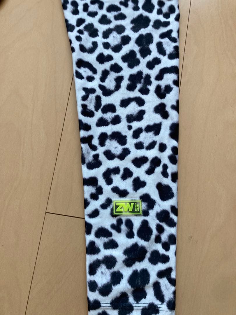 ズンバZUMBAトップスとレギンス セットアップXS