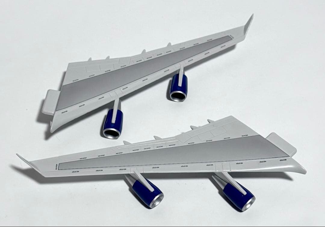 航空機・ヘリコプター EverRise 1/200 B747-400 United Airlines