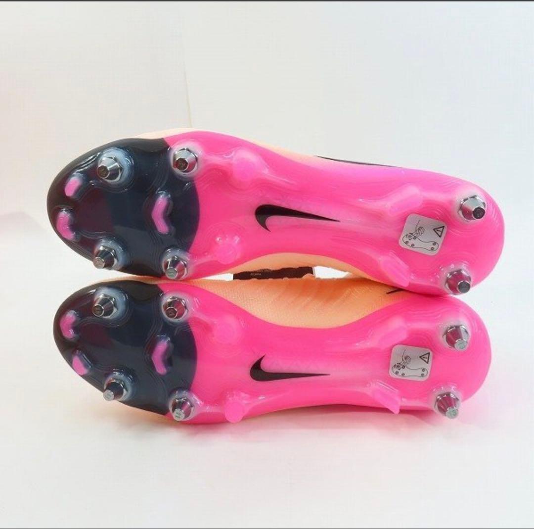 新品 NIKE ファントムルナ2 ELITE SG 27.5cm