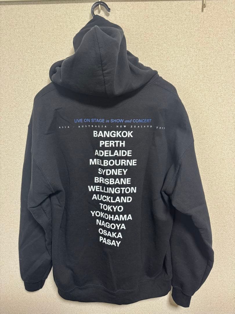 The 1975 ツアーフーディ Mサイズ 黒