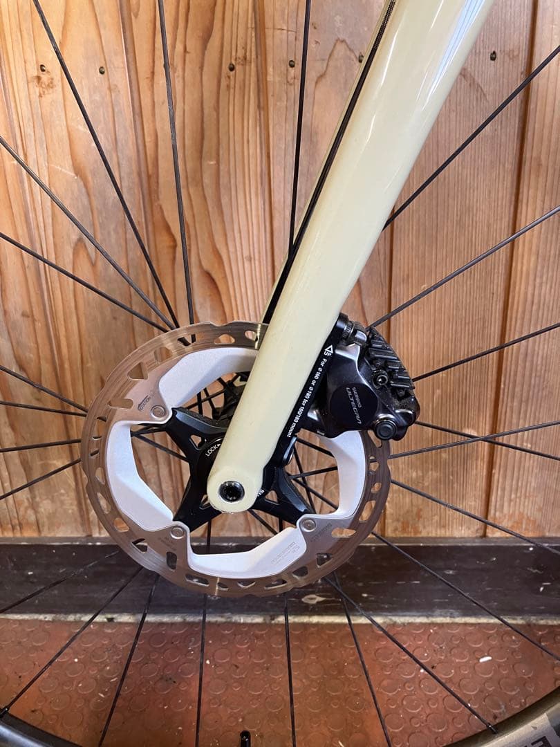 23Cannondale SynapseRLE2Di2 r8100カスタム車両