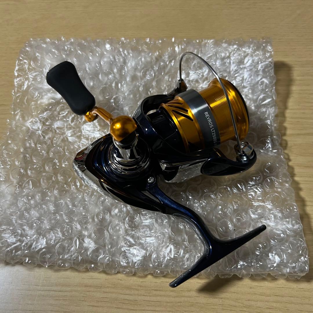 Daiwa 24レブロス　LT2500S-XH