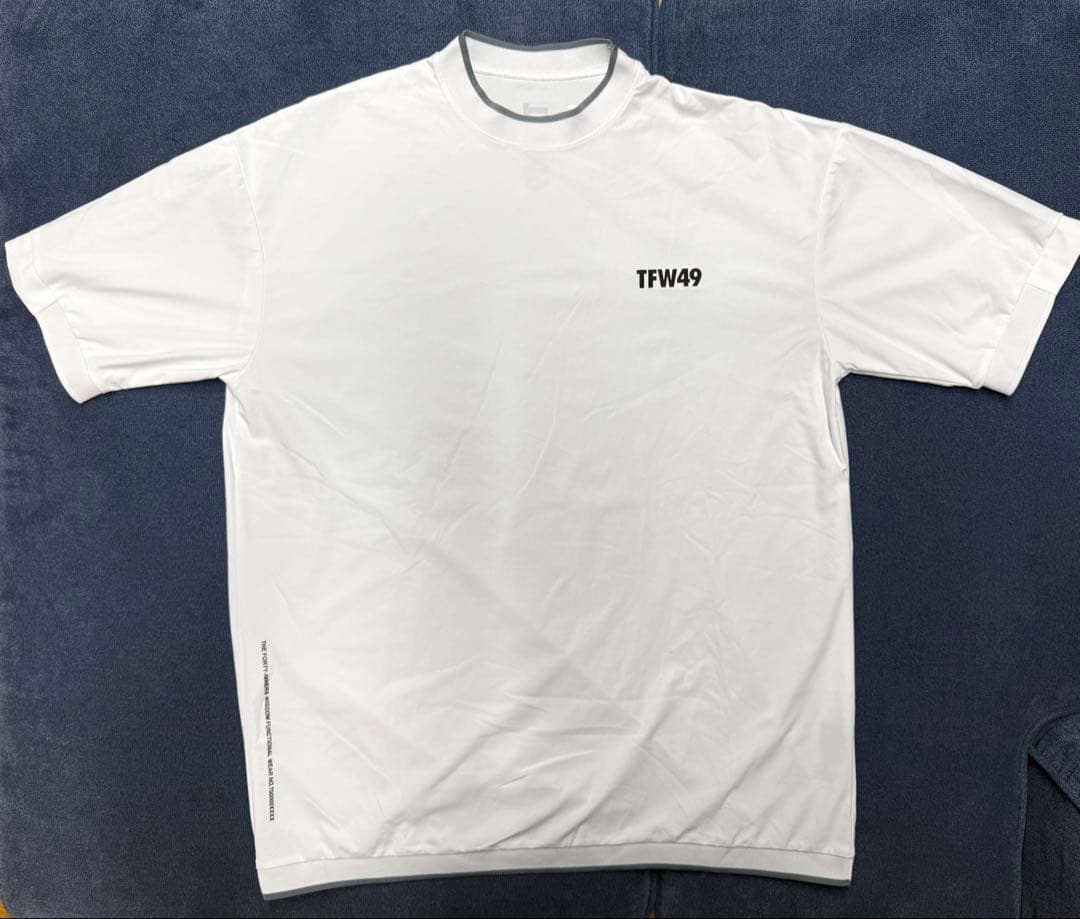 TFW49 HALF MOCKNECK ホワイトXLサイズ
