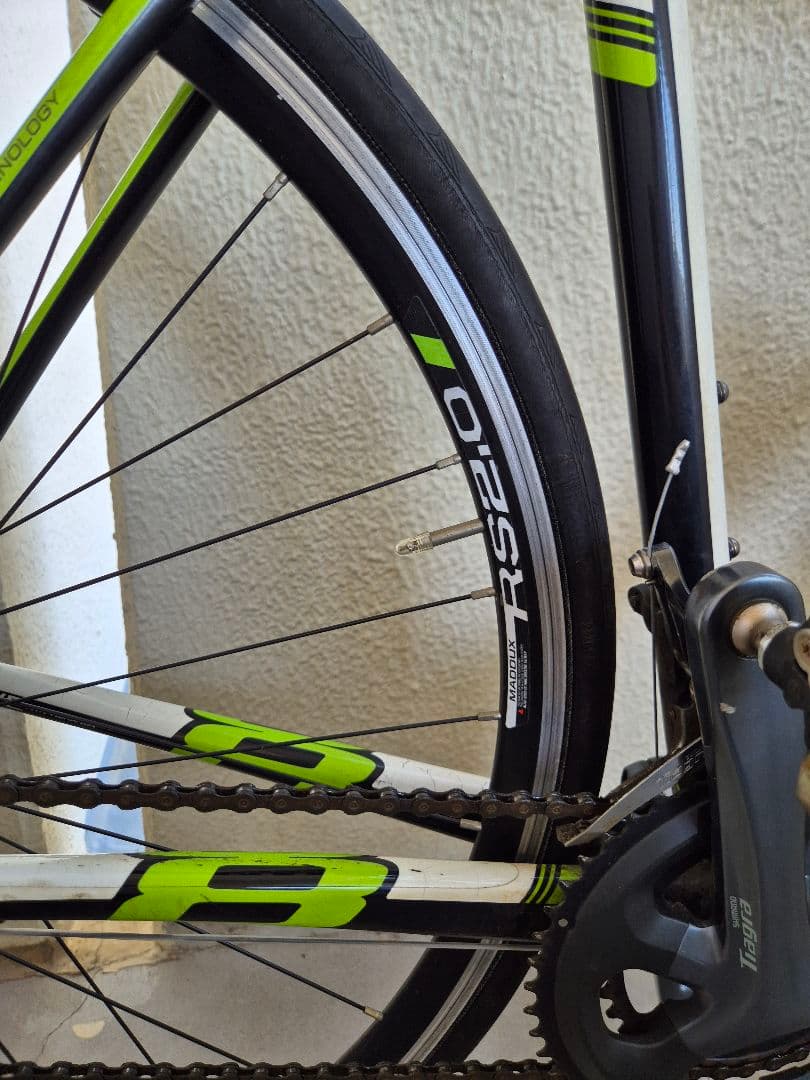 Cannondale CAAD8 Tiagra 2x10 51サイズ