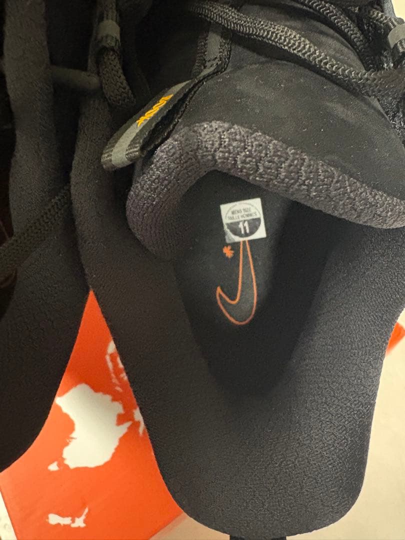 book2 NIKE デビン ブッカー