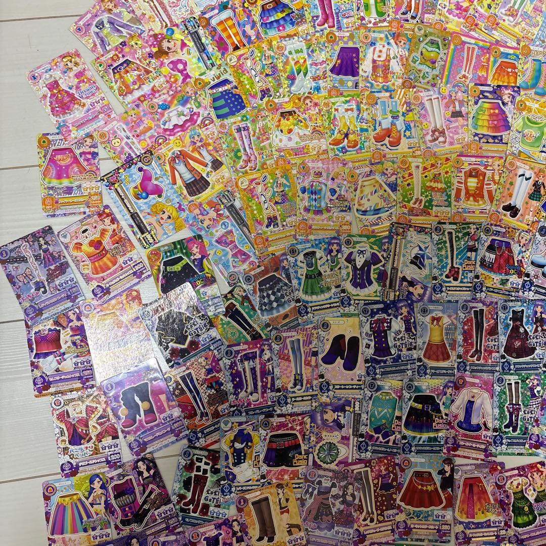 アイカツカード まとめ売り 約100枚以上
