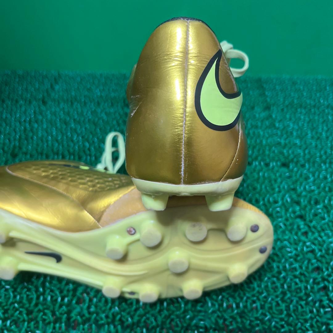 ナイキ サッカースパイク ハイパーヴェノム フェロン PREM HG-E