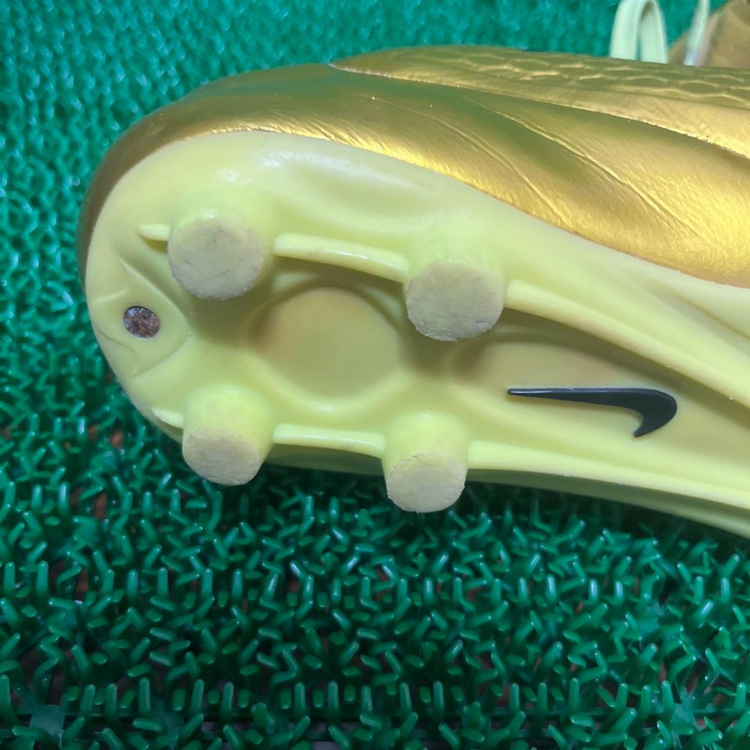 ナイキ サッカースパイク ハイパーヴェノム フェロン PREM HG-E